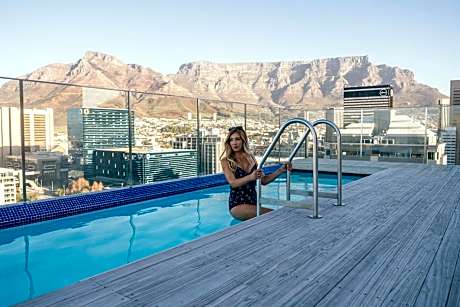 Hotel Sky Cape Town