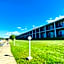 Fleetwood Inn & Suites