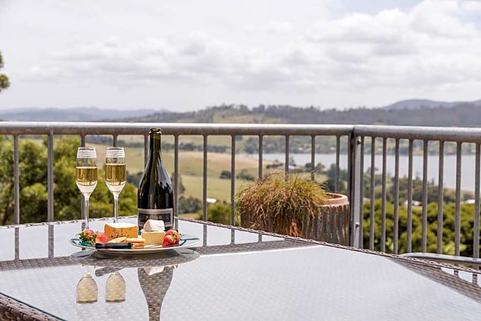 Tamar Ridge Winery Apartments