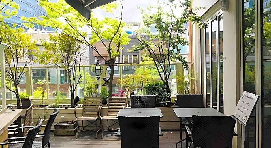 GONGGAN Residence Hotel
