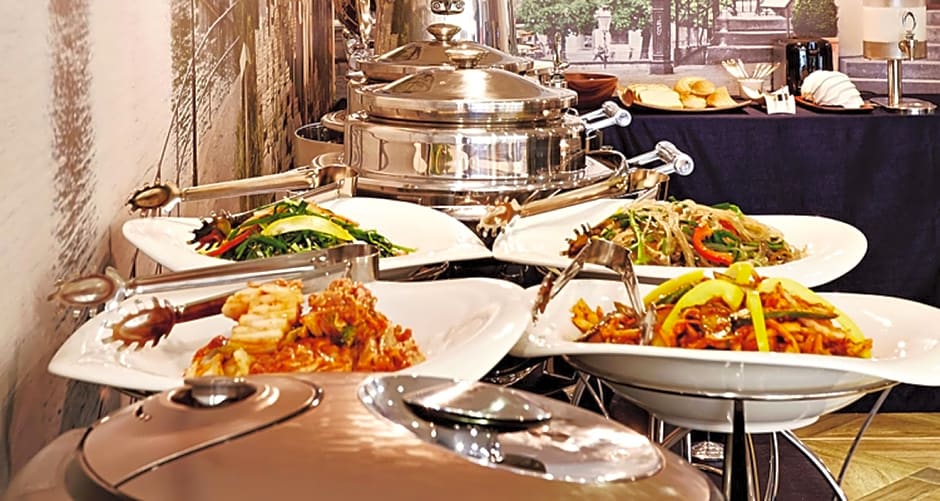 Cheongju Namoo Hotel