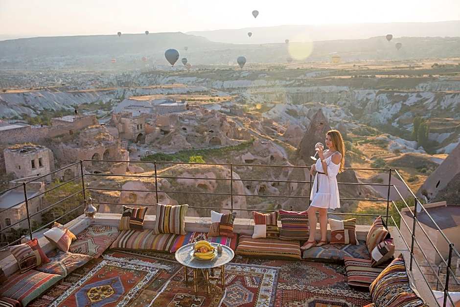 Helike Cave Suites