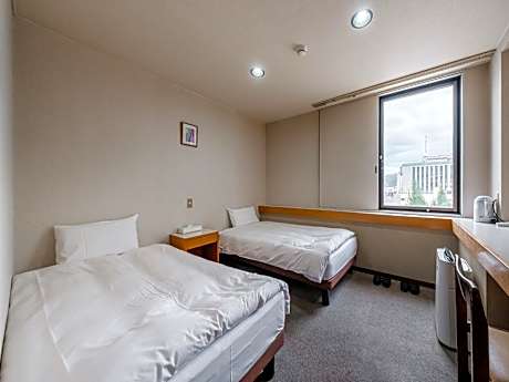 Twin Room - Smoking - Annex