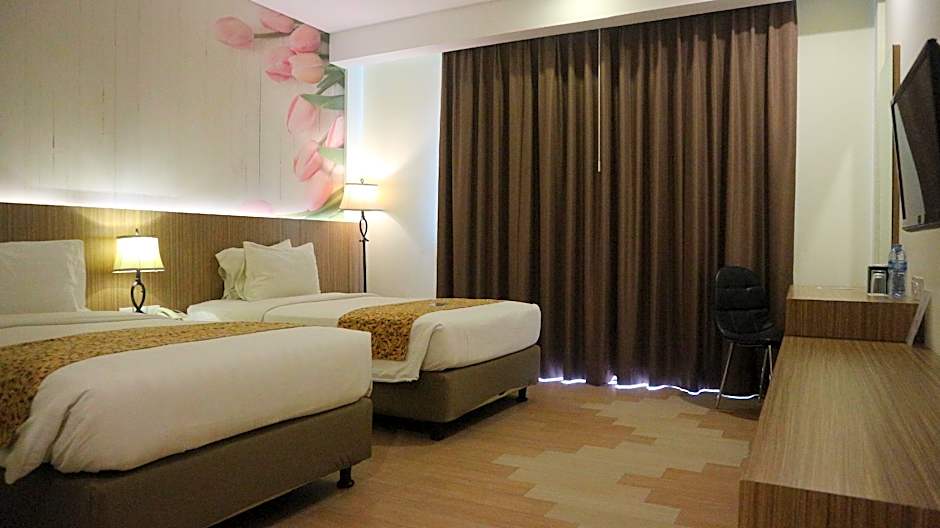 Golden Tulip Belitung