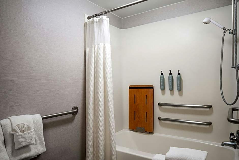 Courtyard by Marriott Hartford Cromwell