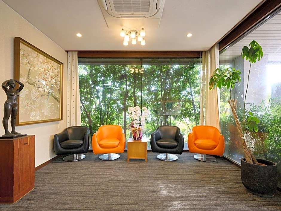 Okasan Hotel