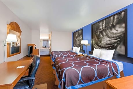 1 King Bed Accessible Room Non-Smoking