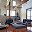 Bears Den Mountain Lodge