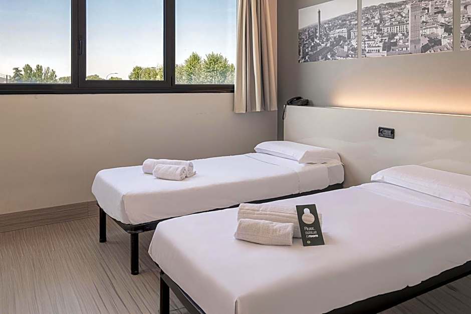 B&B HOTEL Bologna