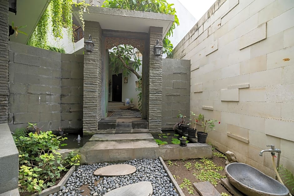 OYO 2438 D'Tamblingan Guesthouse