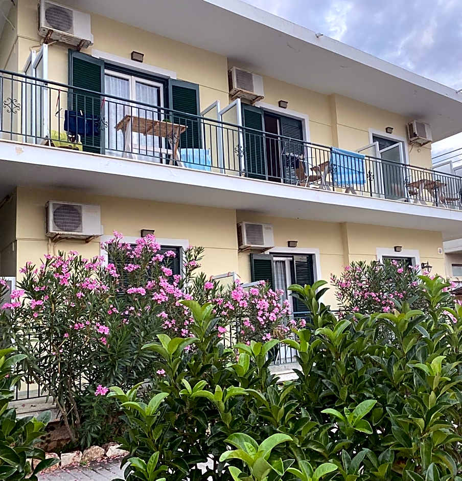 Lemon Art Hotel Apartments