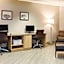 Country Inn & Suites by Radisson, Appleton Airport - Fox River Mall Area