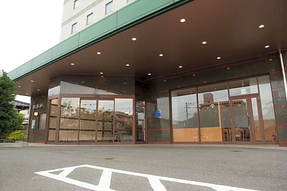 Ariston Inn Kanda Kitakyusyu Airport