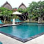 Nanuk's Bungalows