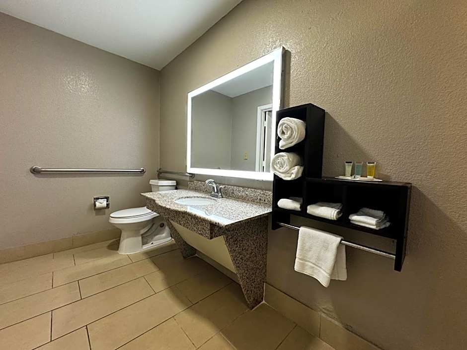 Super 8 by Wyndham Houston/NASA/Webster Area