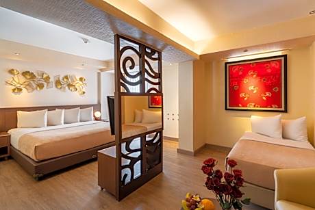 junior suite king size bed