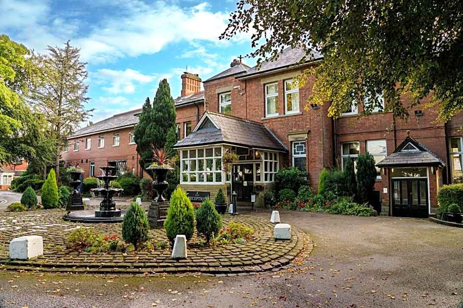 Macdonald Kilhey Court Hotel