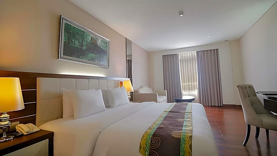 Grand Qin Hotel Syariah