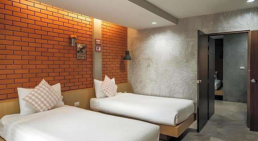 Journey Hostel Surat