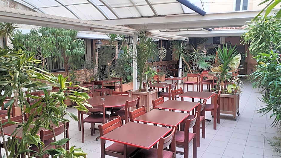 Hôtel des Couronnes Châteaudun