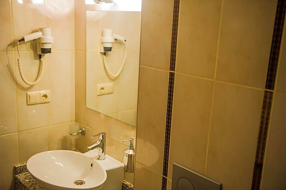 ferhane hotel