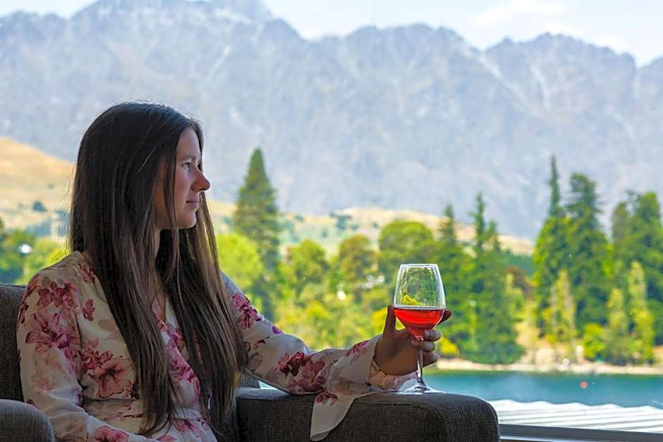 Crowne Plaza Queenstown By IHG