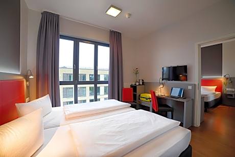 Comfort Quadruple Room