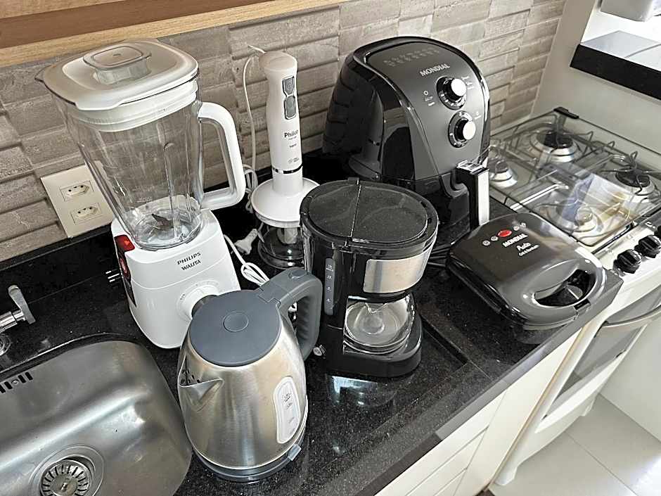 SC01 - 1 Quarto| Centro| Reformado e Completo