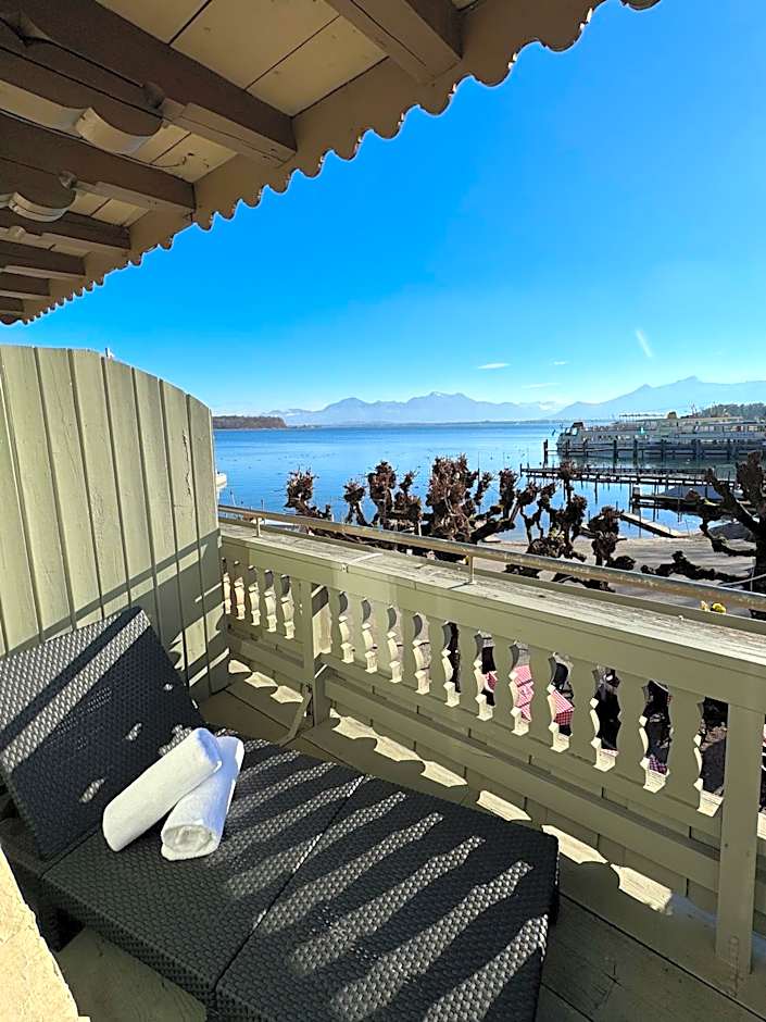 Sieben Zimmer am See