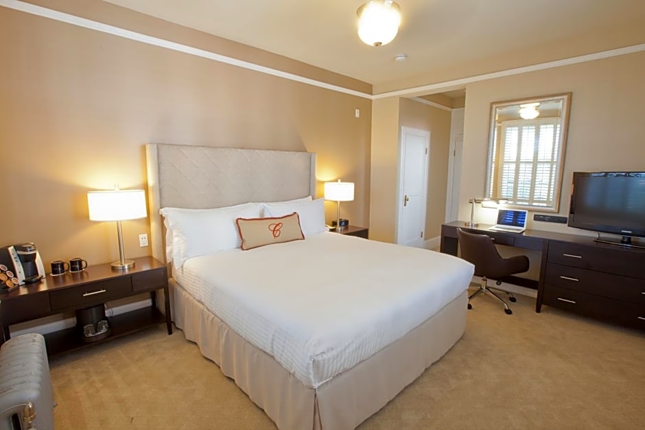Cardinal Hotel