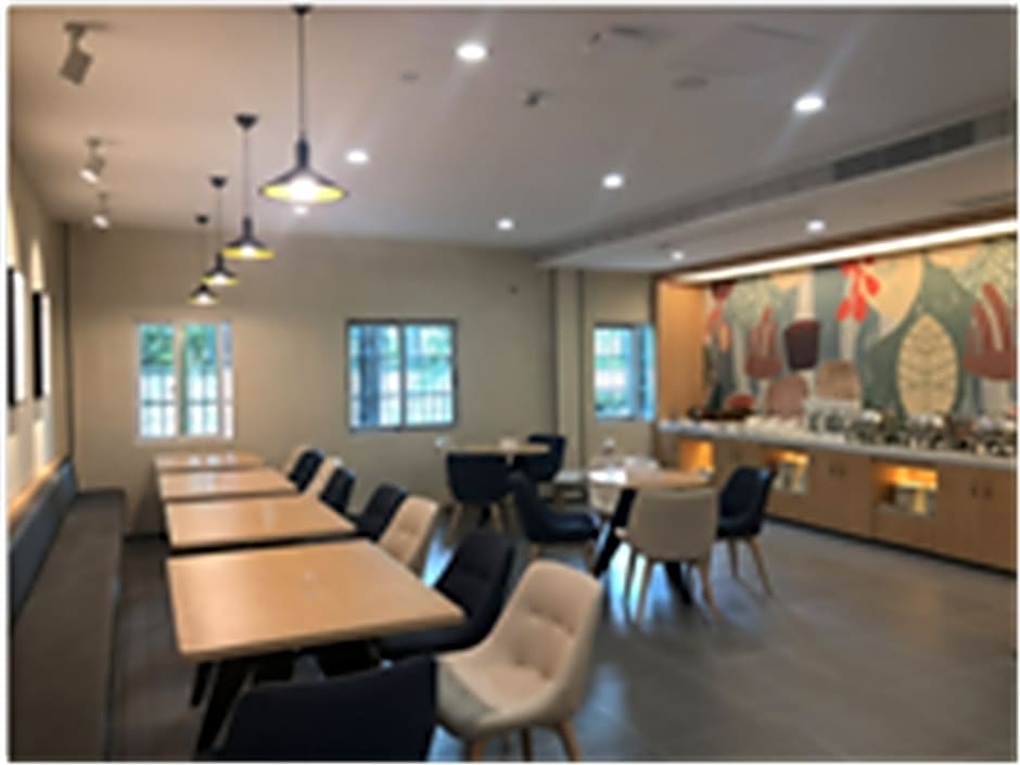 Hanting Hotel Zhuhai Hengqin International Convention and Exhibition Center – Zhuhai, IA