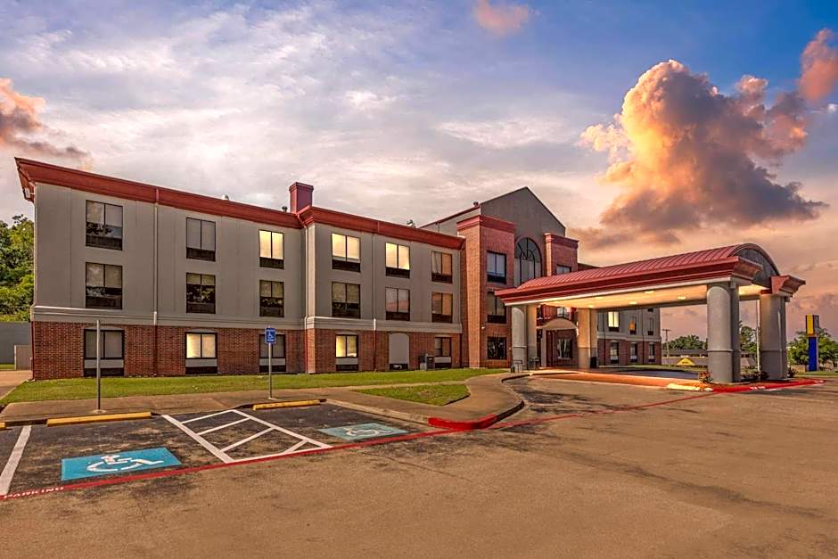 Comfort Inn & Suites Tyler North