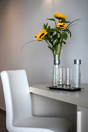 Superior Room Side Sea View 2 ADULTS