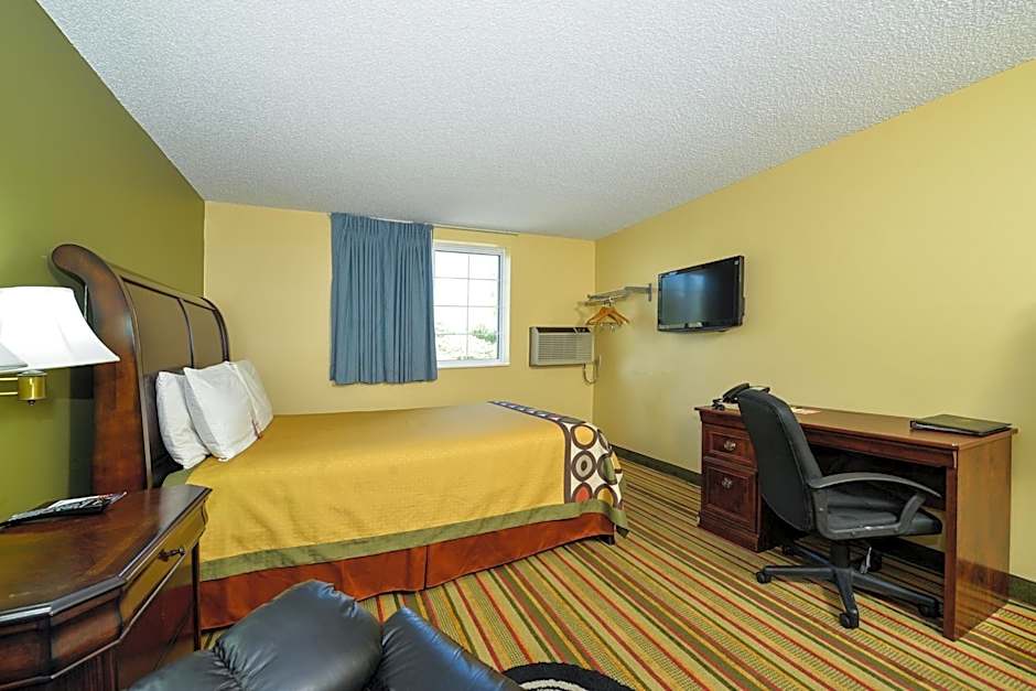 Super 8 by Wyndham Minot Airport