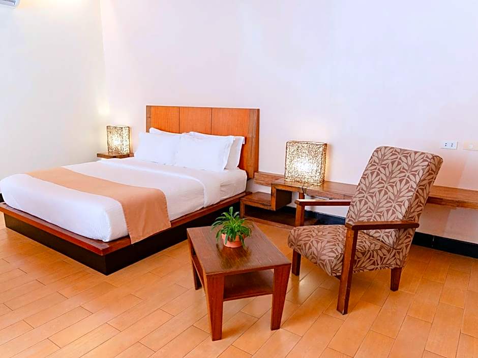 Zdjęcie 1 z 3 — Superior 1 King Bed