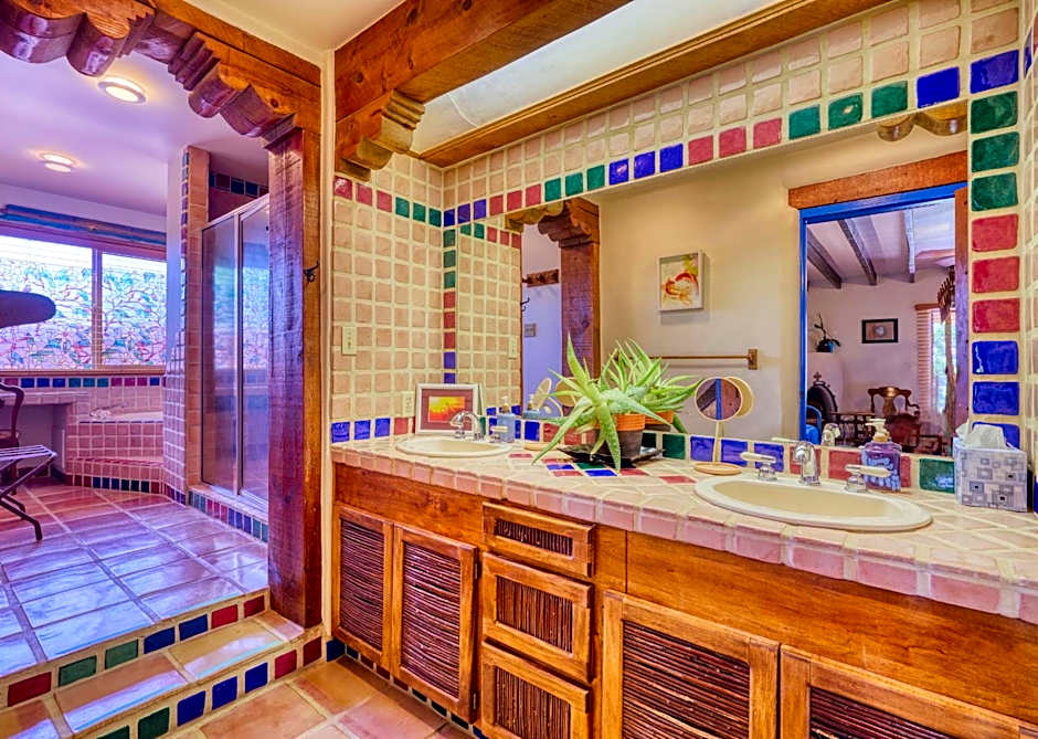 Loba Luna Bed & Breakfast