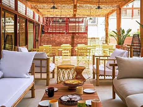 greet hotel Marseille Parc Chanot Velodrome