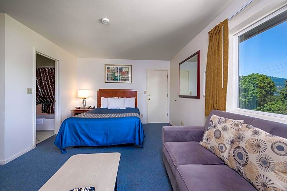 Riverview Lodge