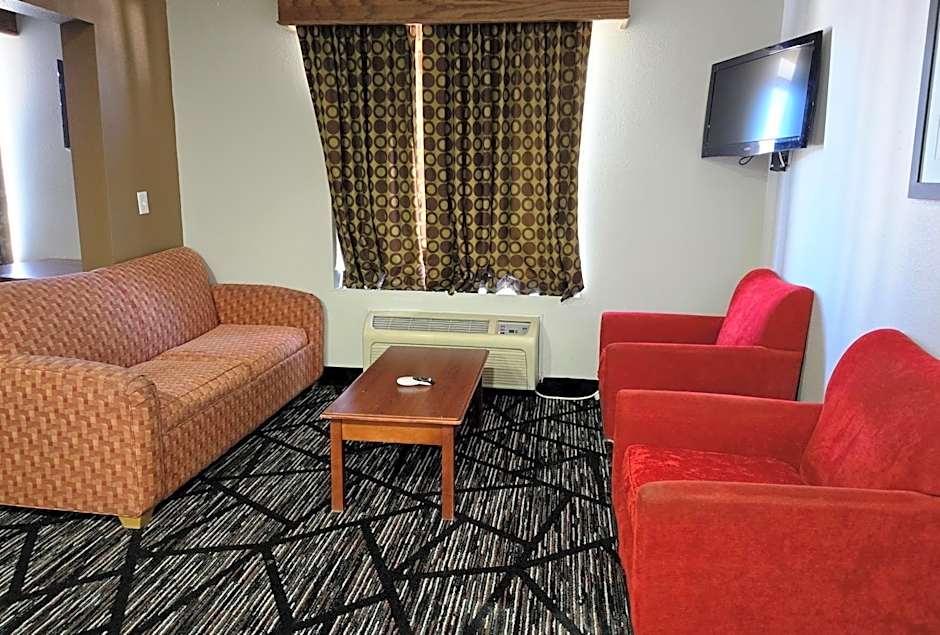 TownHouse Extended Stay Hotel Downtown