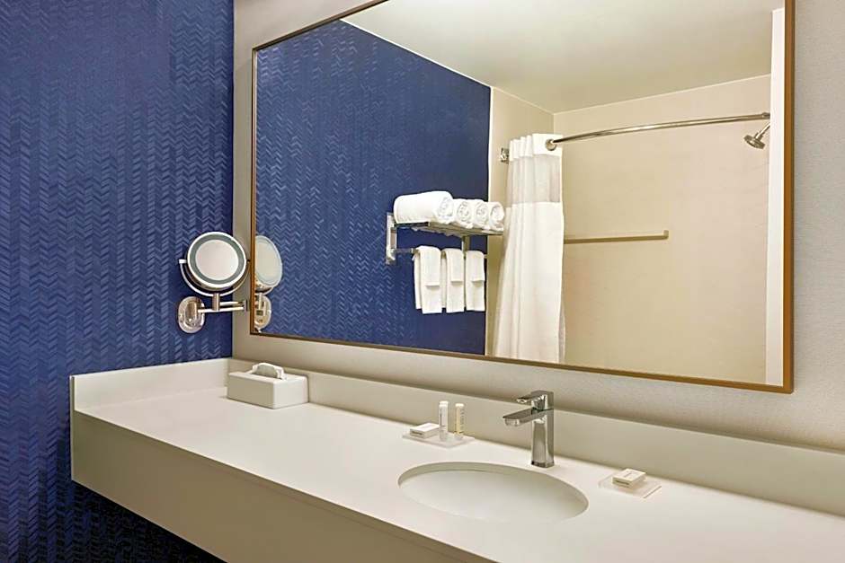 Fairfield Inn & Suites by Marriott Wheeling-St. Clairsville, OH