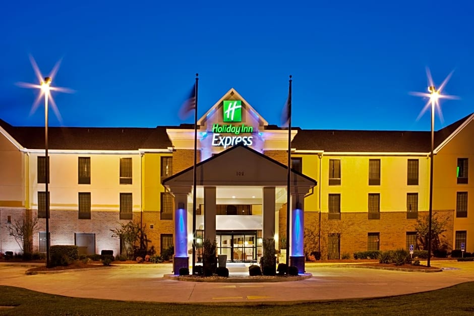 Holiday Inn Express & Suites Sulphur - Lake Charles, an IHG Hotel