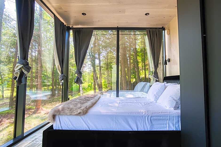The Haüs Windham - Luxury Suites, Hot Tub, Mountain Views!