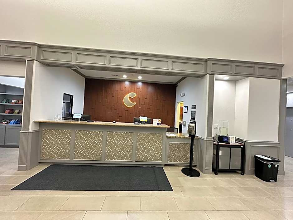 Comfort Inn & Suites