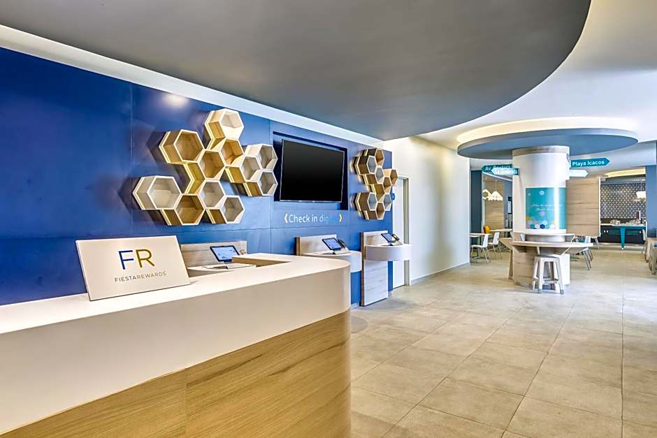 One Acapulco Costera