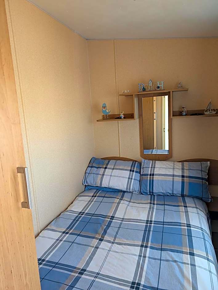 Golden anchor chapel st leonards 3 bed caravan
