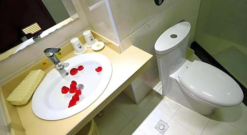 GreenTree Inn Shandong Yuncheng Ximen Street Songjiang Kung Fu School Business Hotel