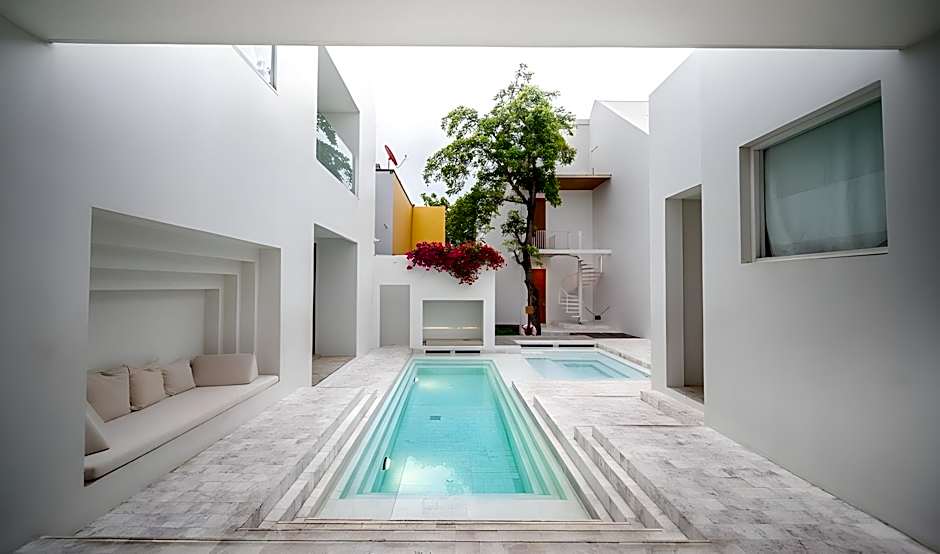Sala Ayutthaya