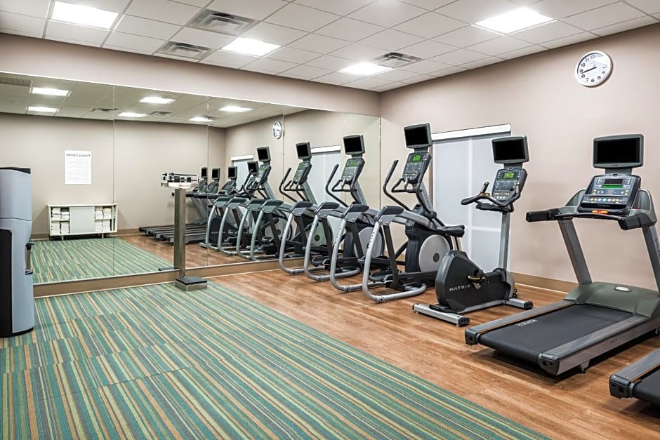 Holiday Inn Express and Suites St Louis-Chesterfield By IHG