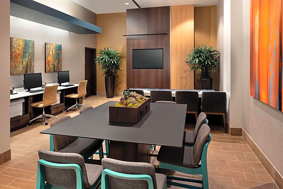 Courtyard by Marriott Seattle Downtown/Pioneer Square