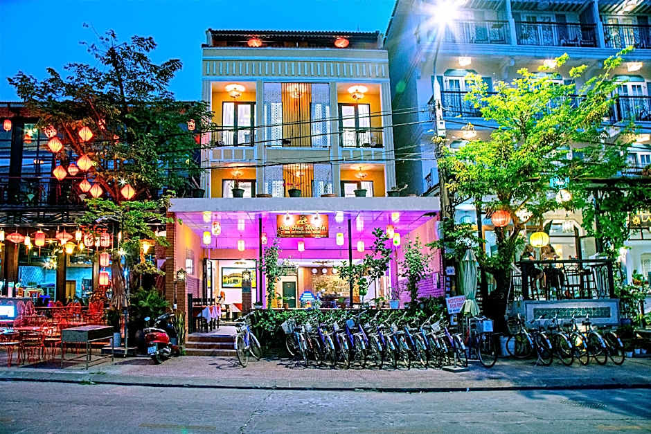 Hoi An Riverland Villa - Hoi An Center